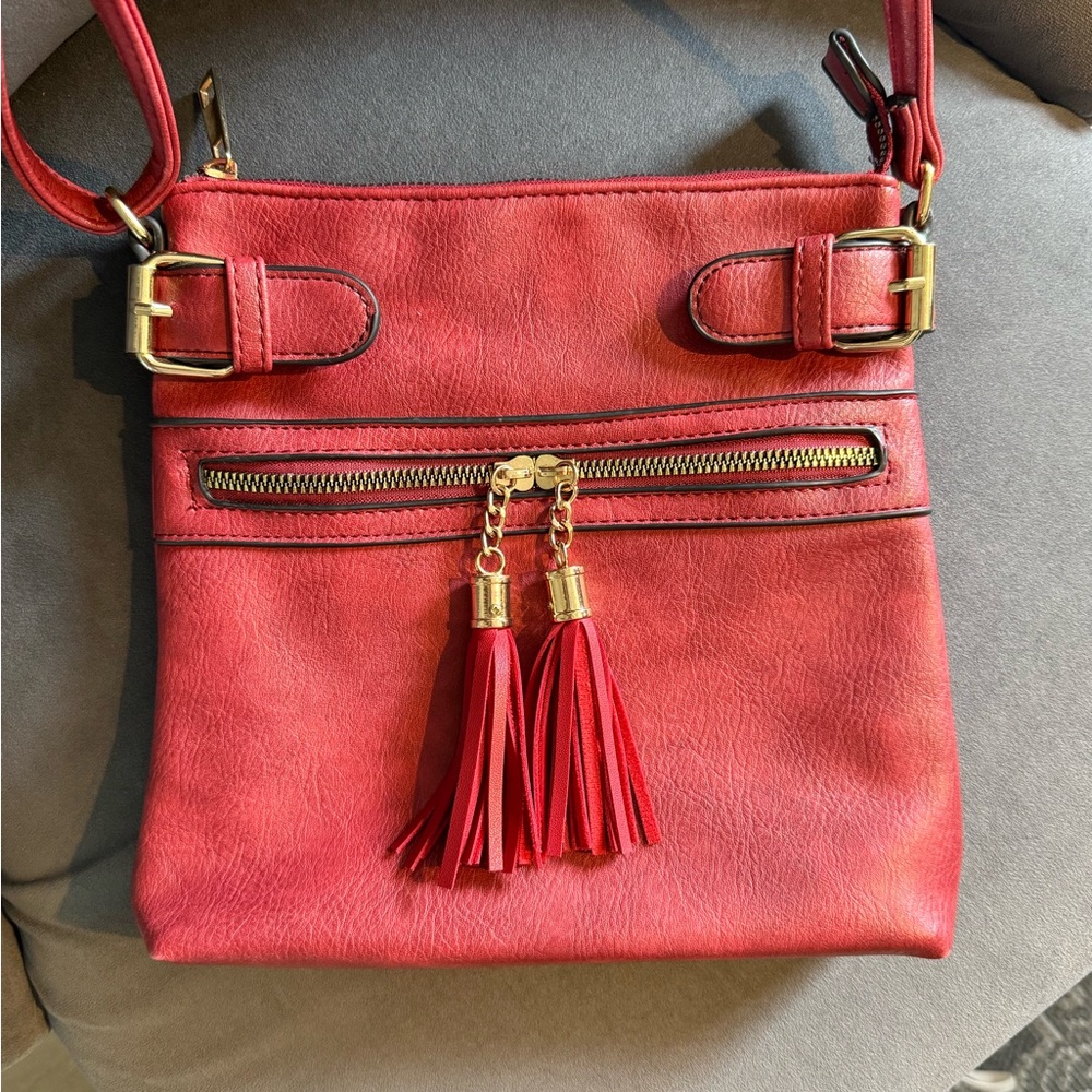 Malibu Skye Crossbody Bag